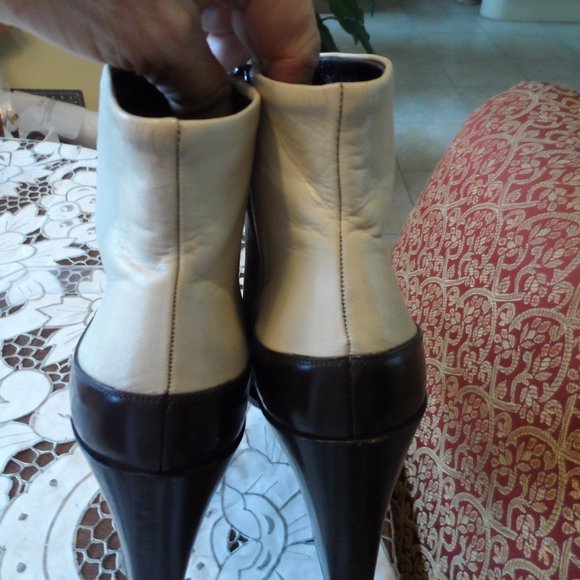 Prada Chocolate Brown/Beige Leather Ankle Boot with Western Flair Style Size 37 - Picture 11 of 16